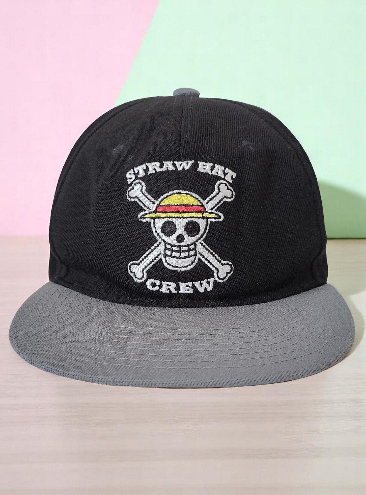 One Piece × Vintage One Piece Straw Hat Crew Vintage Official Cap RARE Size ONE SIZE - 1 Thumbnail