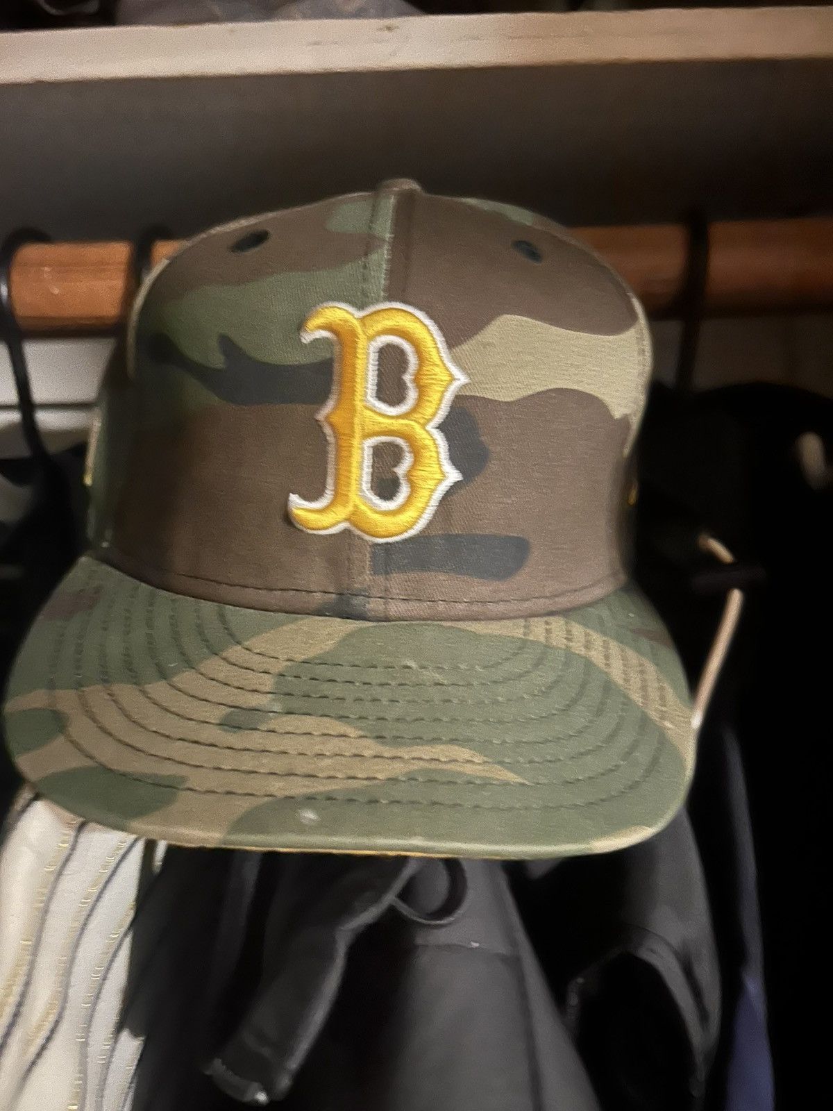 New Era New Era MLB Boston Redsox camo fitted 7 1/8 Size ONE SIZE - 1 Thumbnail