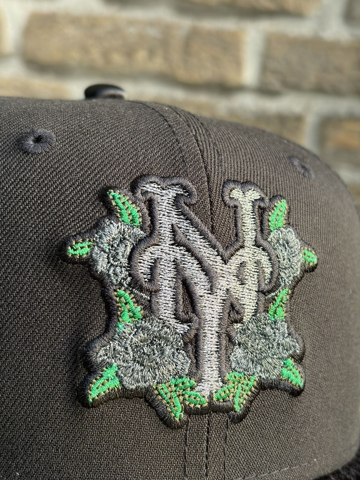 Topperz Black satin brim Hip Hop is dead NY Mets🔥🔥 size 7 1/4 Size ONE SIZE - 5 Thumbnail
