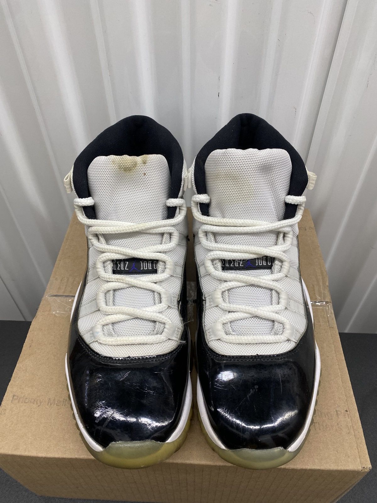 Jordan Brand Nike Air Jordan Retro 11 Concord 2018 Size 10.5 Men Size US 10.5 / EU 43-44 - 2 Thumbnail