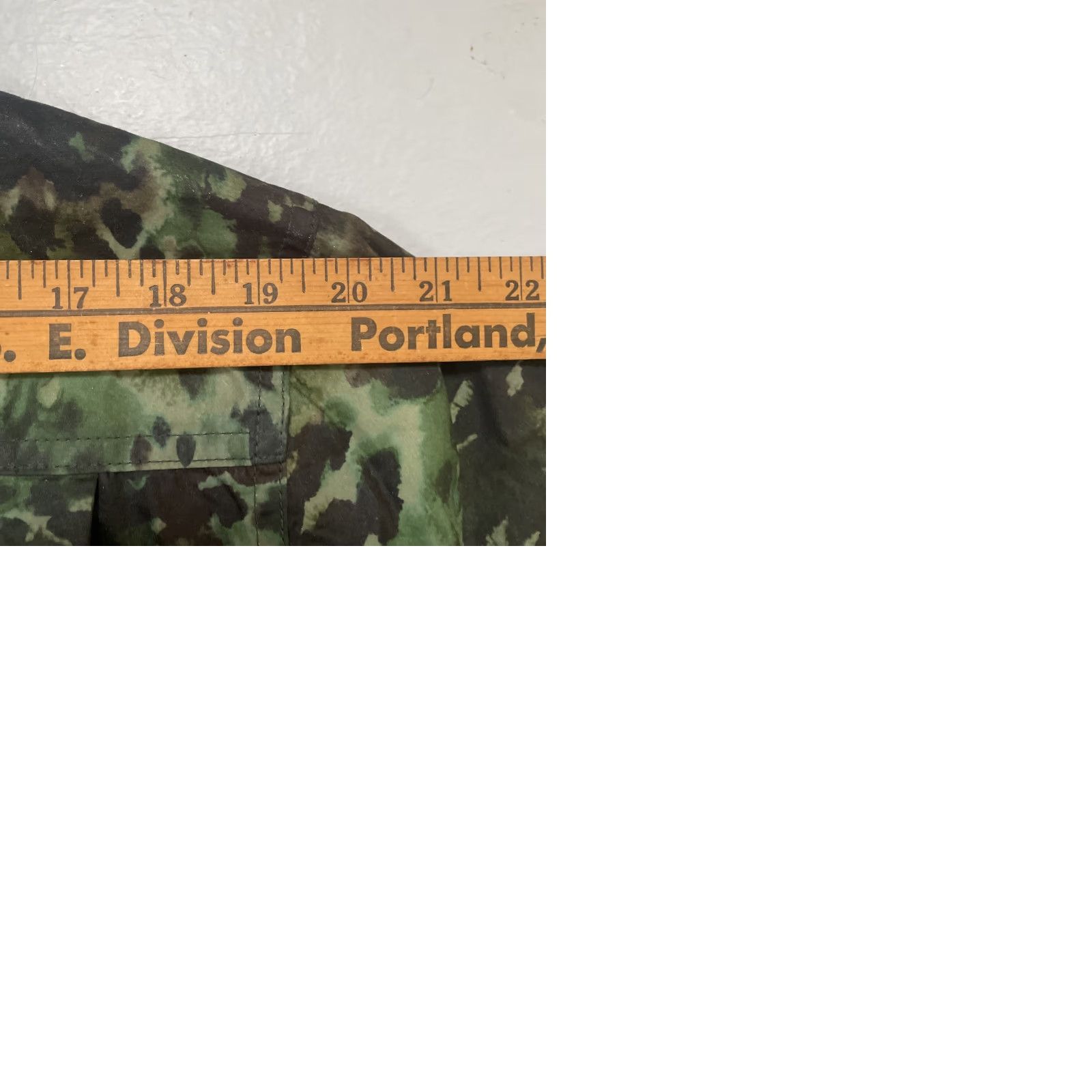Taylor Stitch Taylor Stitch x Danner Halley Stevensons Venture Jacket Waxed Canvas Camouflage 42 NWT Mens Jacket Waxed Canvas Camouflage 42 NWT Size US XS / EU 42 / 0 - 9 Thumbnail
