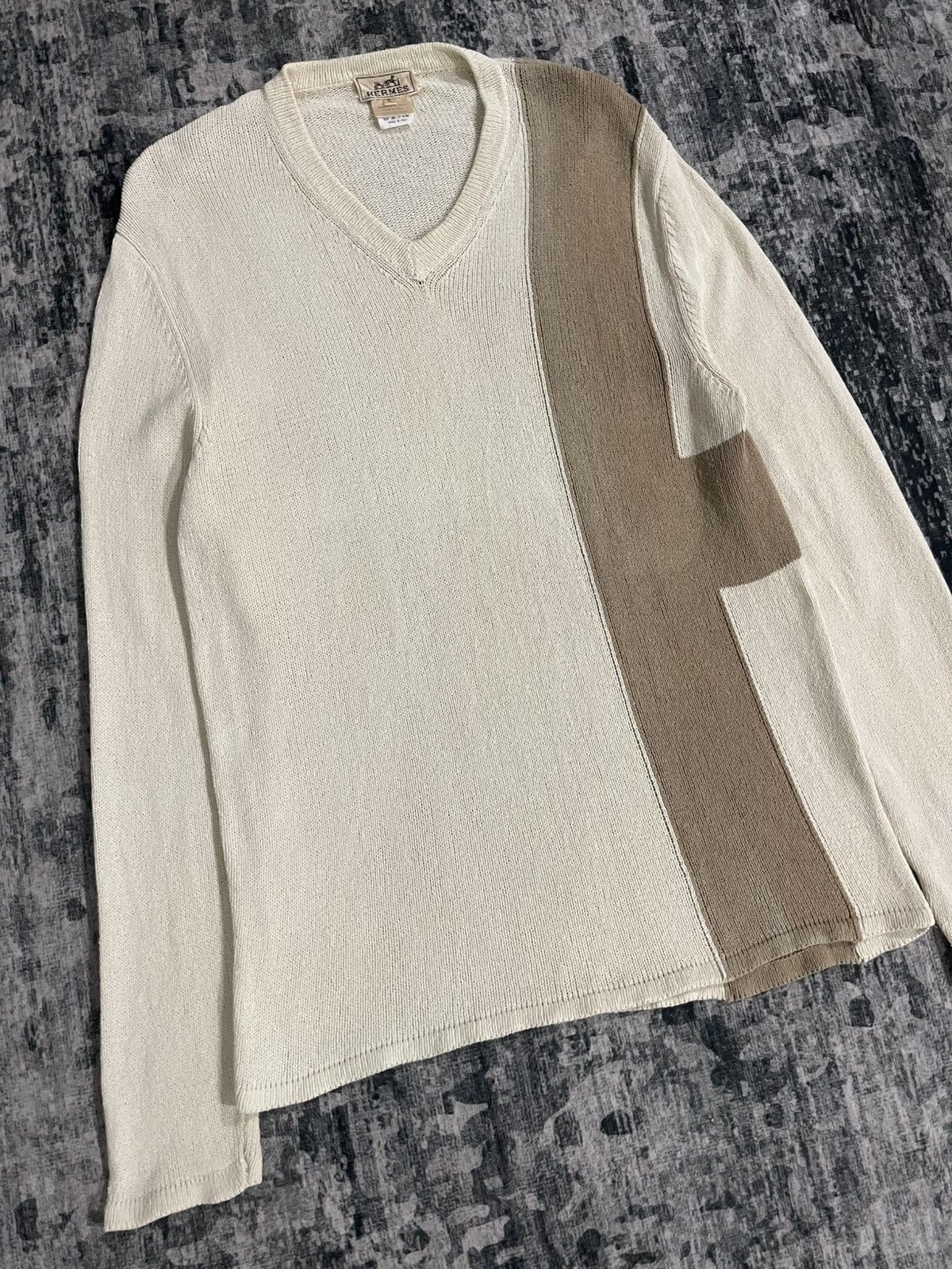 Hermes Vintage Hermes V-neck Sweater Knit Size US L / EU 52-54 / 3 - 4 Thumbnail