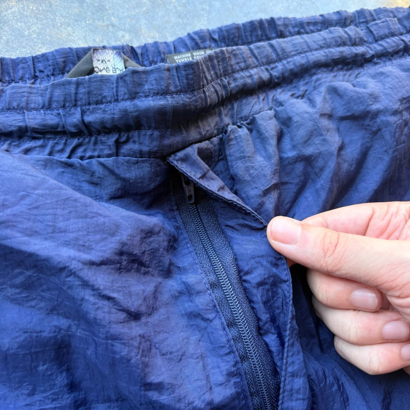 Dior Vintage Dior Blue Track Pants Size Medium Size US 34 / EU 50 - 4 Thumbnail