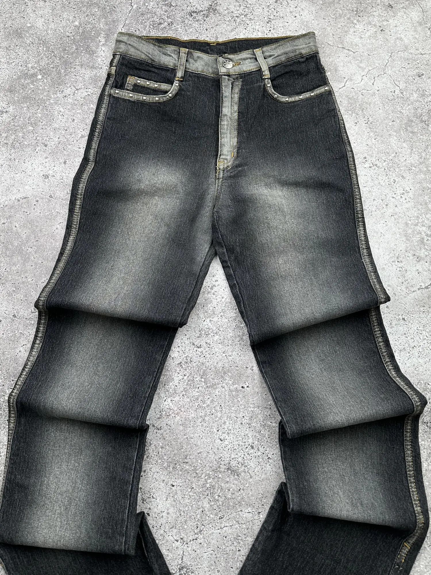 Japanese Brand Vintage Faded Jeans C553(V573) Size 25" / US 0 / IT 36 - 2 Thumbnail
