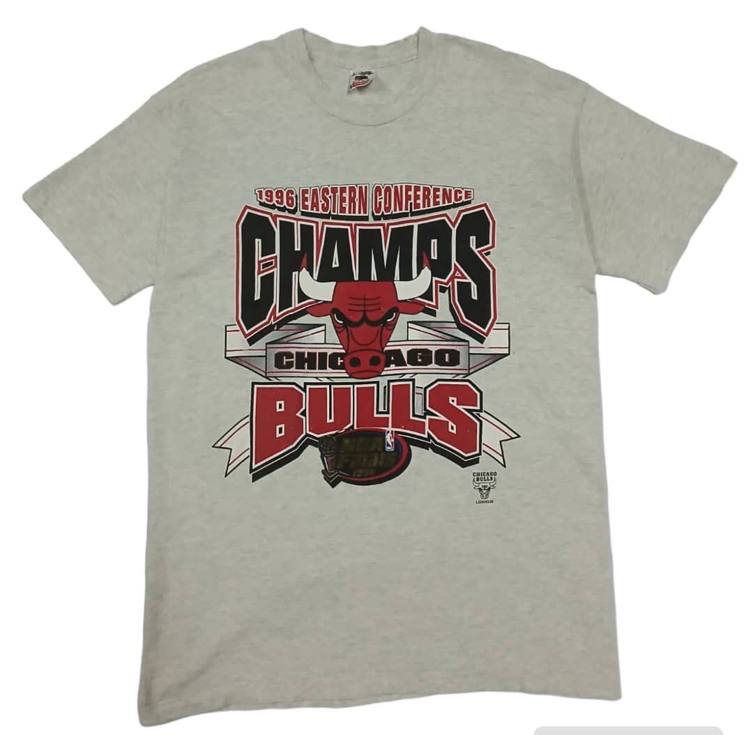 NBA × Vintage Vintage nba chicago bull 1996 Size US L / EU 52-54 / 3 - 1 Thumbnail
