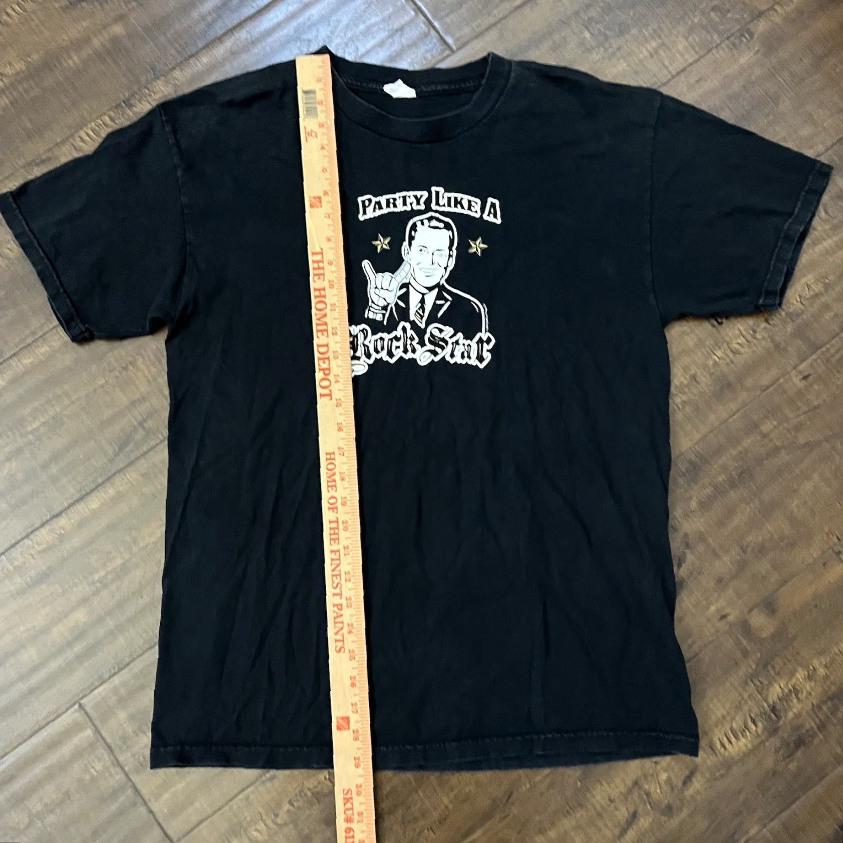 Ikea VINTAGE Alstyle Party Like A Rockstar T-Shirt Men’s Large Black Funny Parody Y2K Rock Music Size US L / EU 52-54 / 3 - 5 Thumbnail