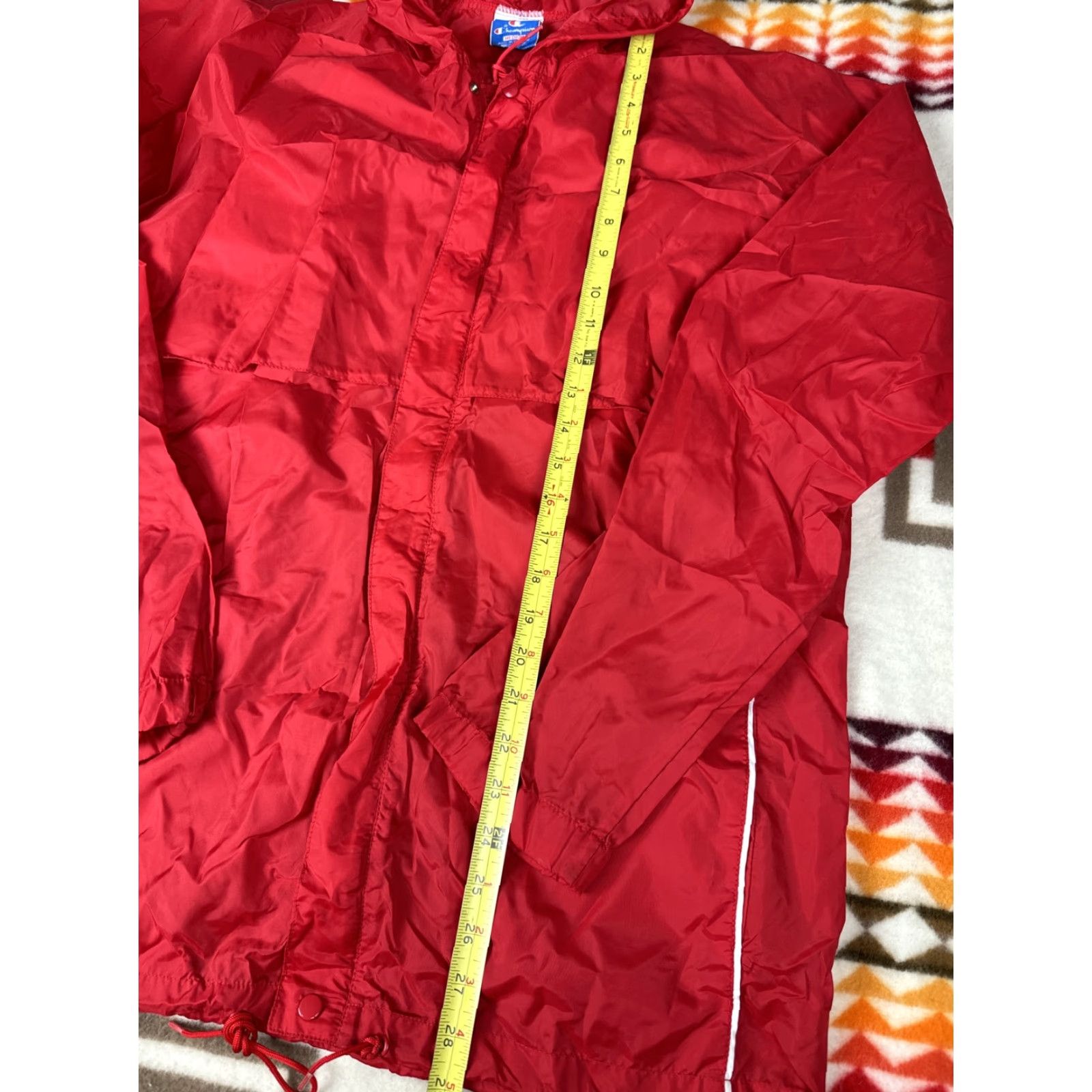 Champion VINTAGE Champion Windbreaker Jacket Red M Mens Hoodie Light Jacket Sz M Size US M / EU 48-50 / 2 - 4 Thumbnail