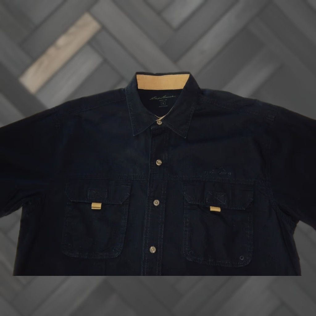 Eddie Bauer Eddie Bauer Men's Short Sleeve Button Front Shirt Black Size M Size US M / EU 48-50 / 2 - 1 Thumbnail