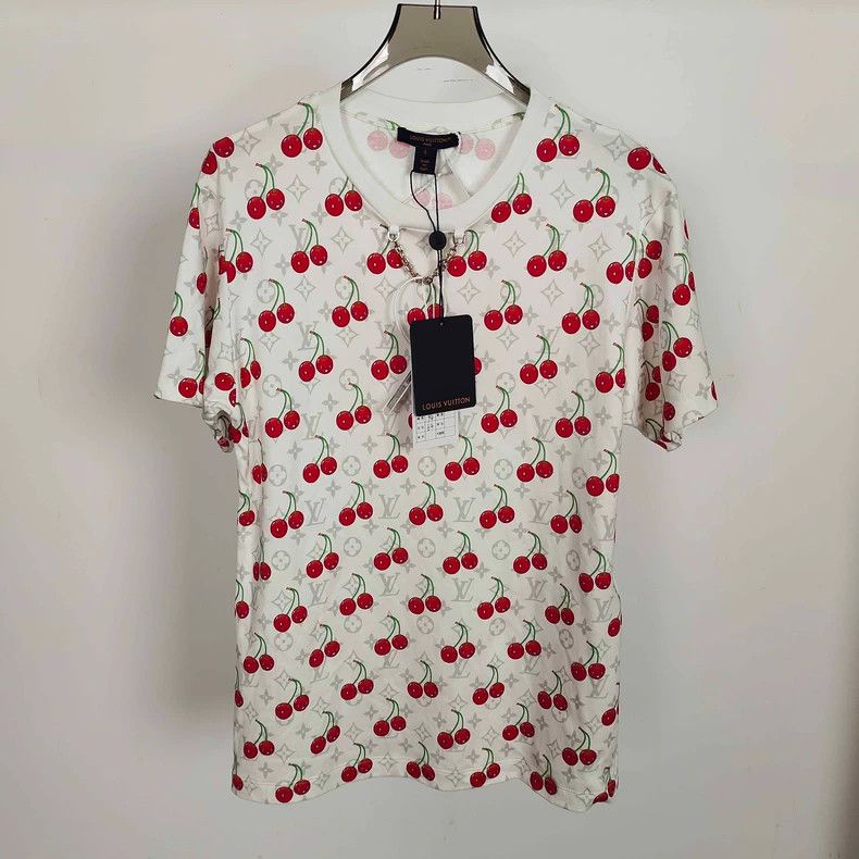 Louis Vuitton Louis Vuitton 25 Red and White Cherry Short Sleeve Size US S / EU 44-46 / 1 - 1 Thumbnail