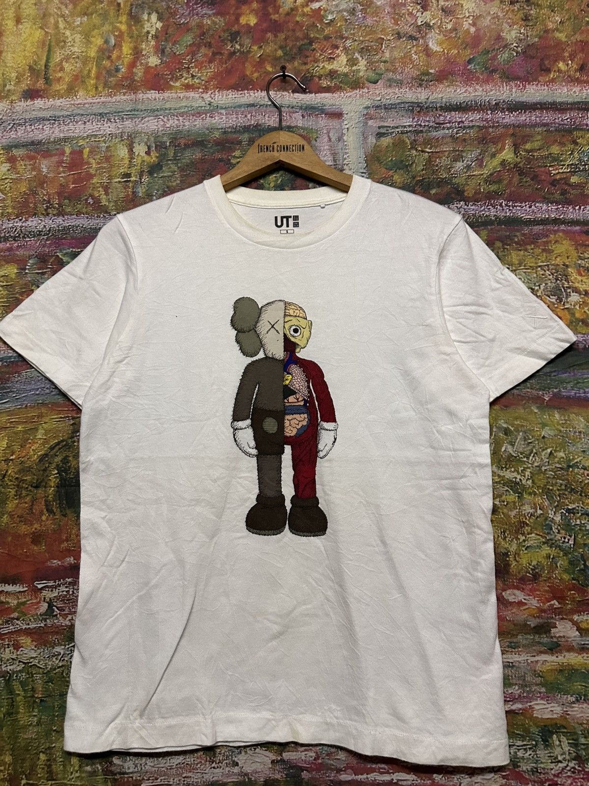Kaws × Uniqlo Uniqlo x kaws tee Size US S / EU 44-46 / 1 - 3 Thumbnail