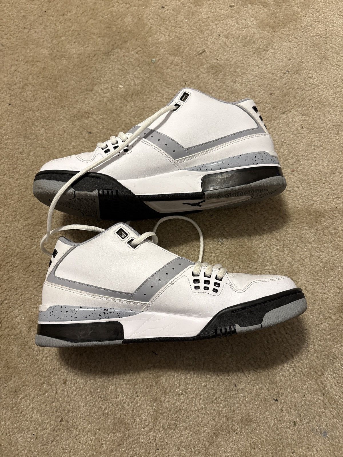 Jordan Brand air jordan men’s flight 23 shoes Size US 9 / EU 42 - 3 Thumbnail