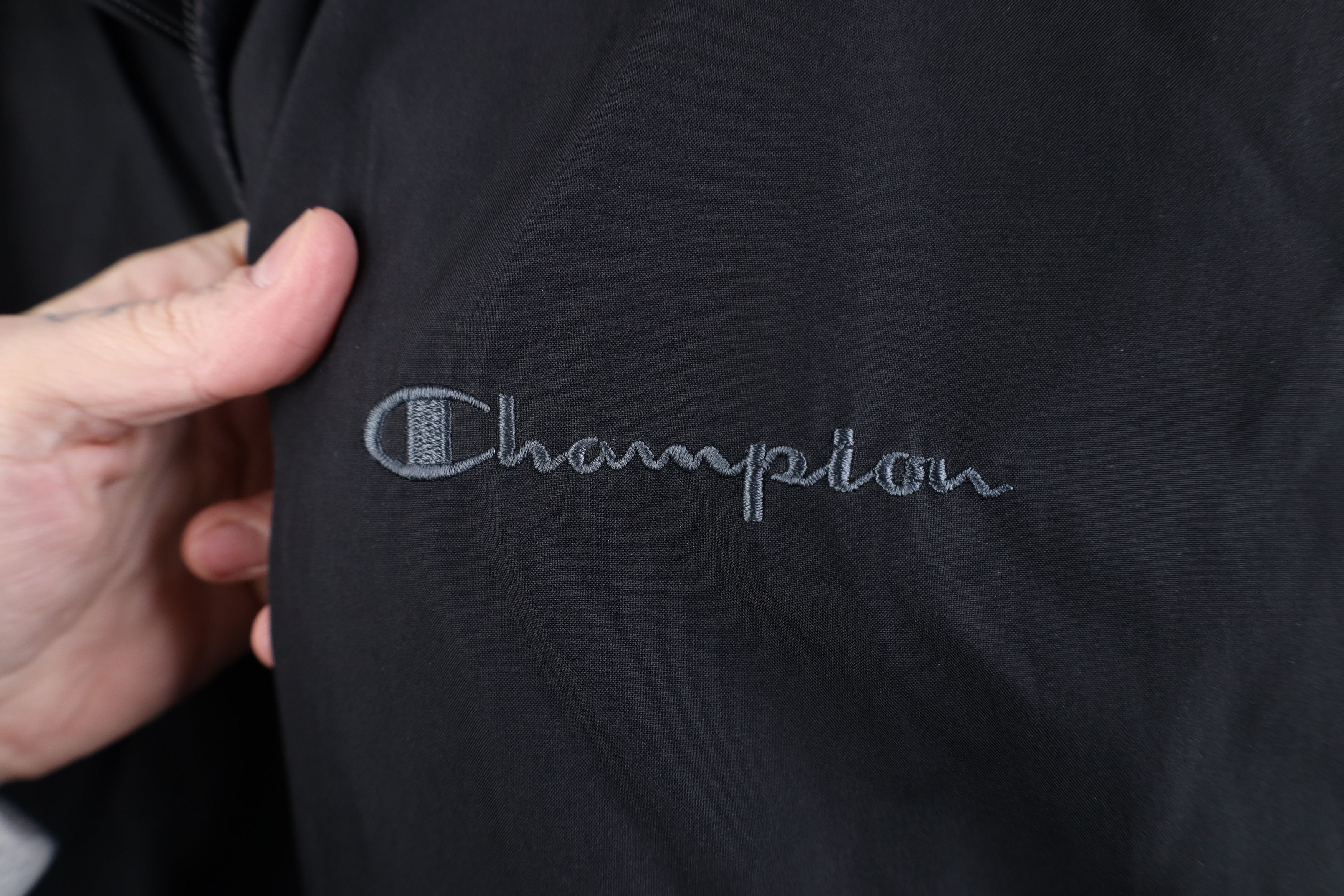 Champion Vintage 90s Y2K Champion Lined Windbreaker Jacket Black Size US XL / EU 56 / 4 - 4 Thumbnail