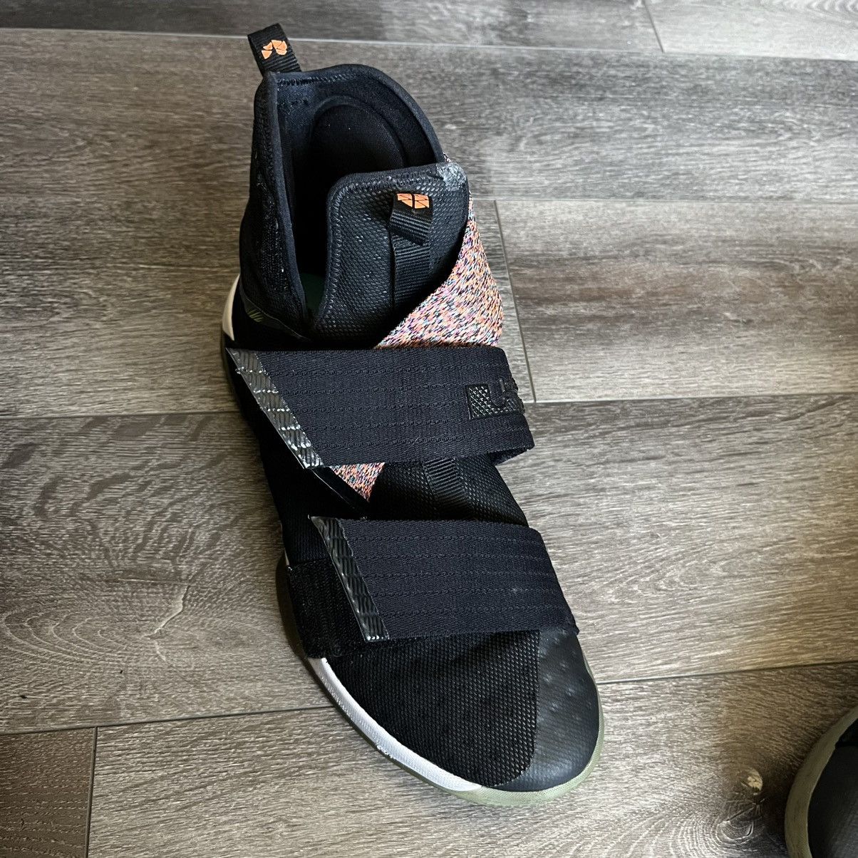 Nike Nike LeBron Soldier 10 Iridescent Zoom Basketball Shoes High Size US 12 / EU 45 - 10 Thumbnail