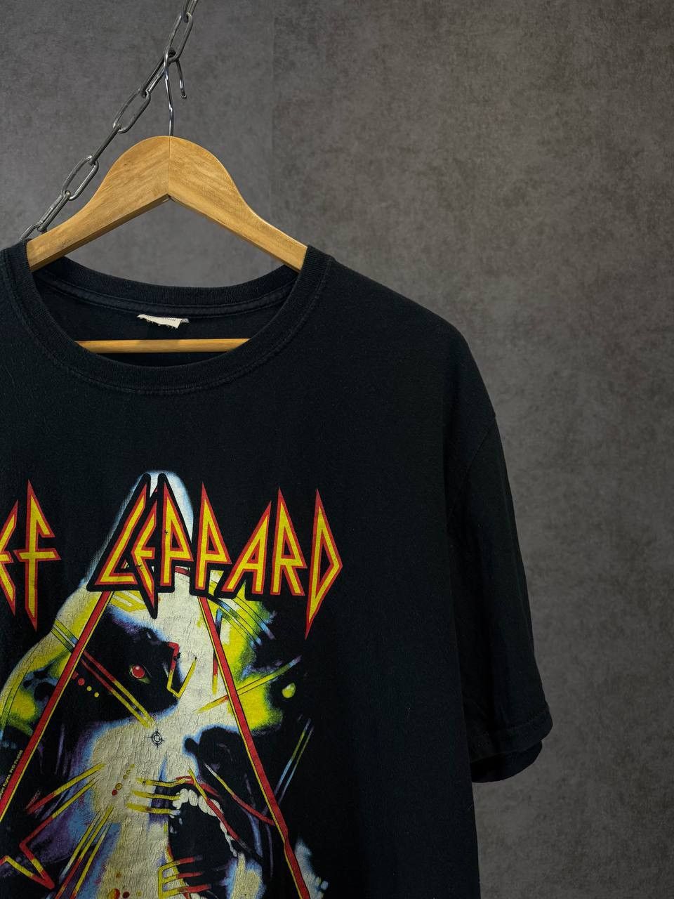 Band Tees Def Leppard rock band tee Size US XL / EU 56 / 4 - 2 Thumbnail