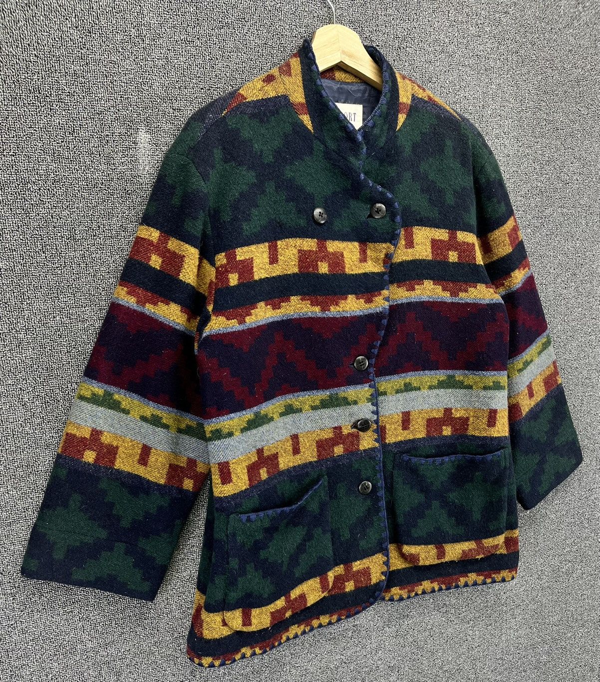 Japanese Brand Vintage Gio Sport Native Navajo Wool Jacket Size L / US 10 / IT 46 - 2 Thumbnail