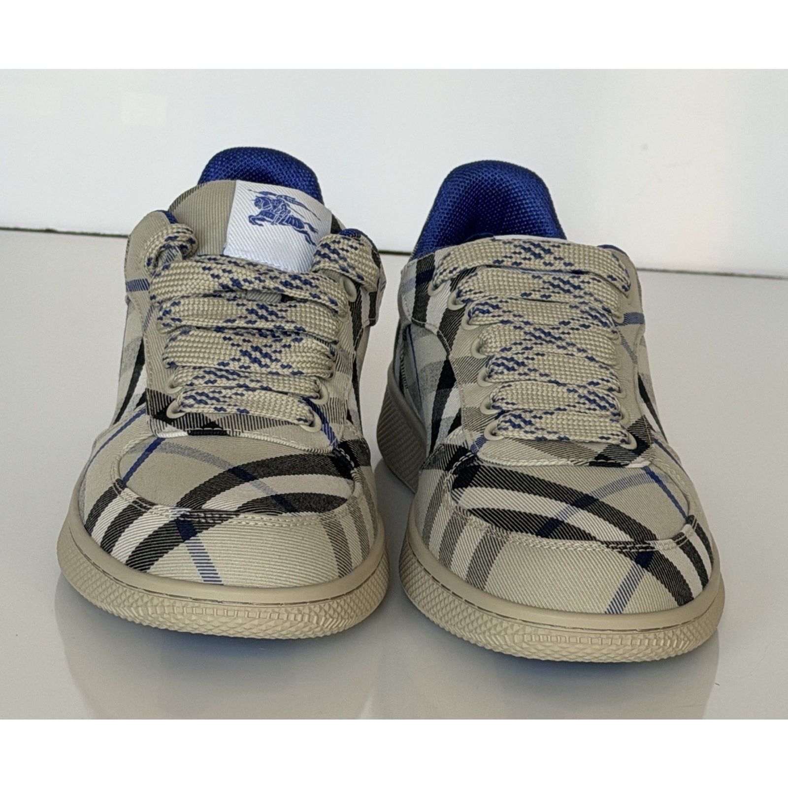 Burberry Burberry Women's Lichen IP Check Sneakers 9 US 8095373 Size US 9 / IT 39 - 11 Thumbnail