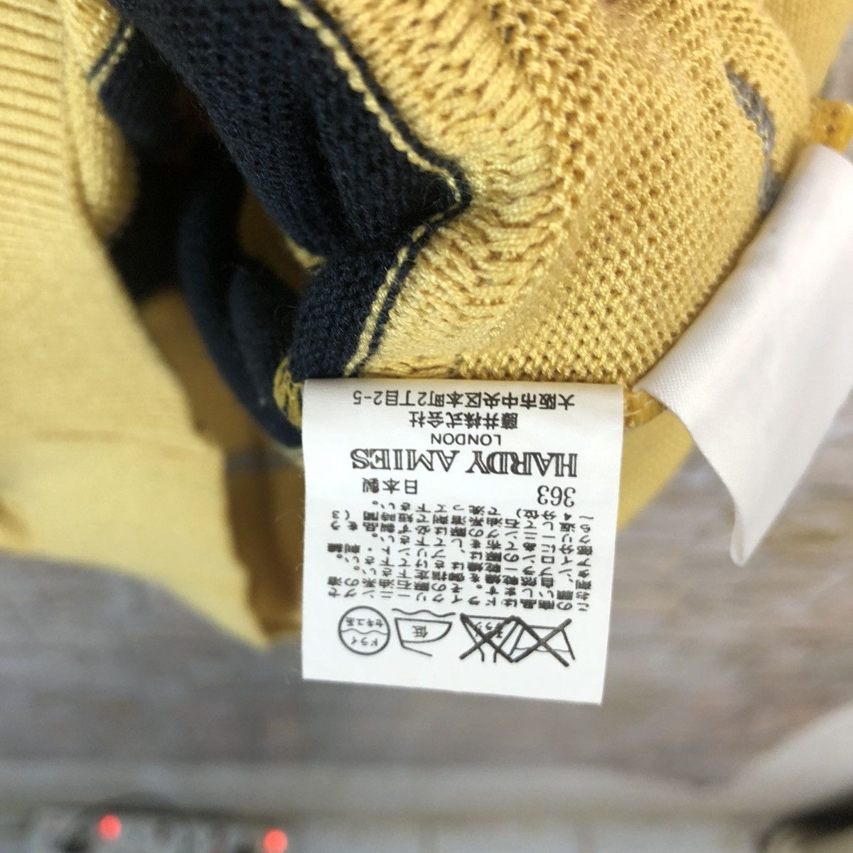 Hardy Amies × Vintage Hardy Amies Sport Yellow Sweatshirt #A484 Size US L / EU 52-54 / 3 - 13 Thumbnail