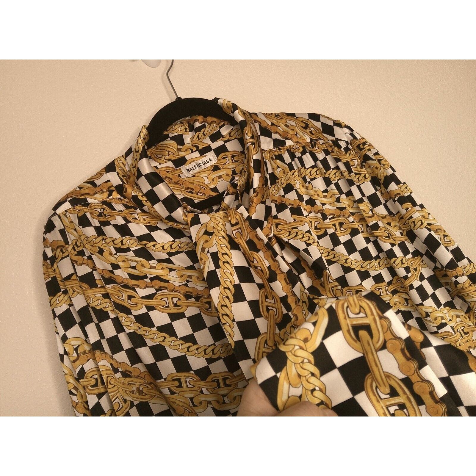 Balenciaga Balenciaga Black Gold Chain Print Short Sleeve Tie Blouse 40 Size S / US 4 / IT 40 - 8 Thumbnail