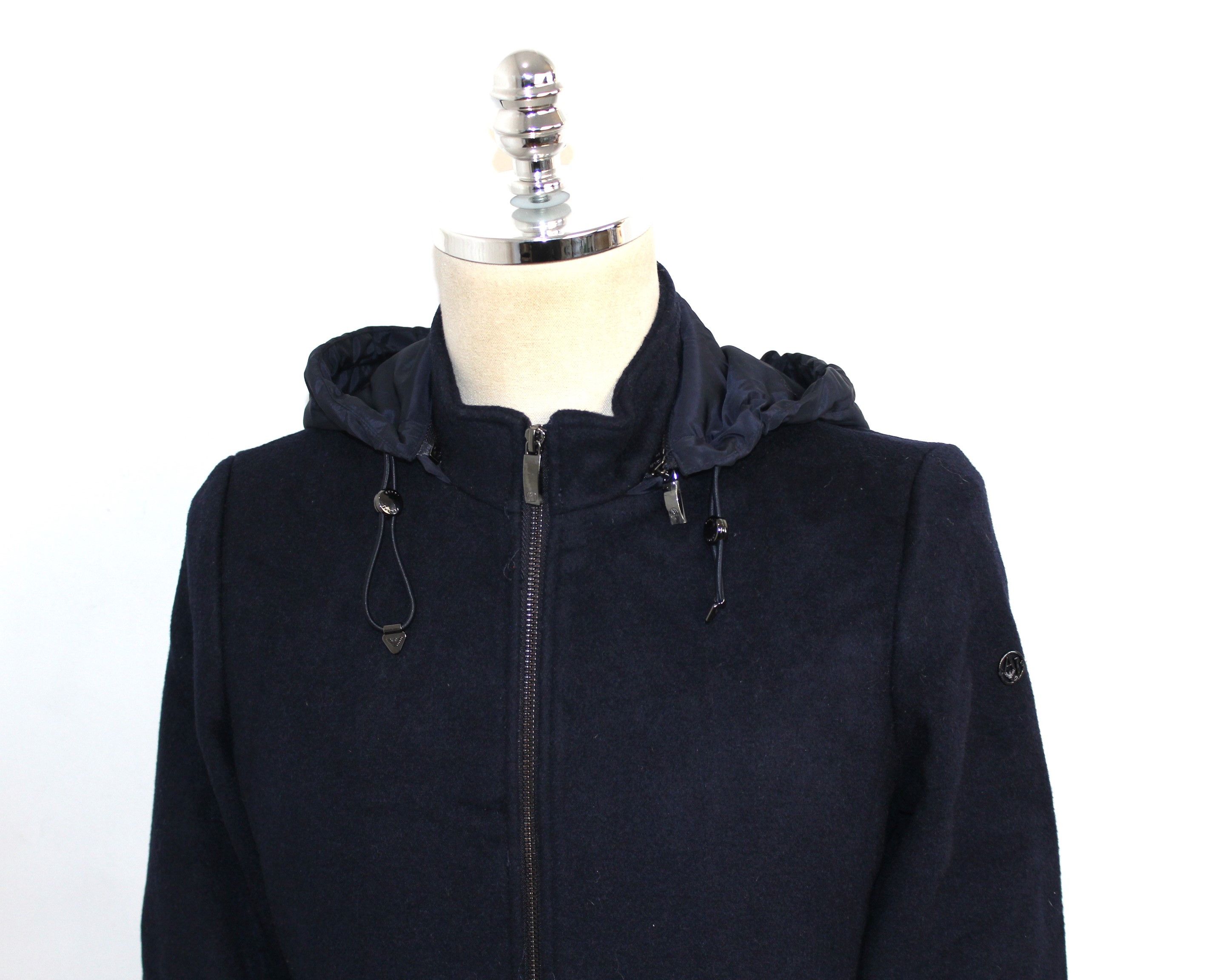 Armani Women's Armani Navy Blue Wool Jacket Size M / US 6-8 / IT 42-44 - 4 Thumbnail