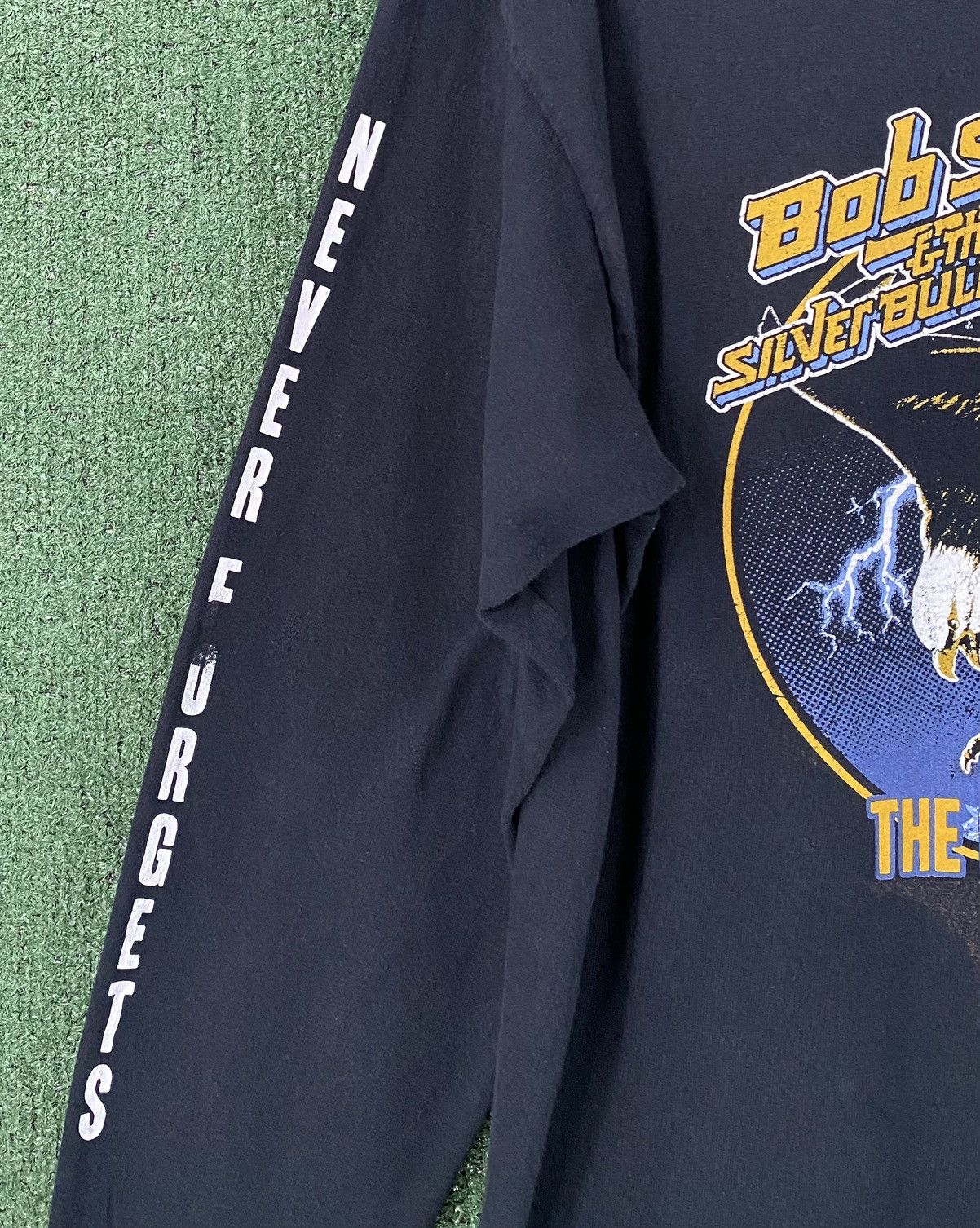 Gildan Bob Seger & The Silver Bullet Band Eagle Final Tour T-shirt Size US M / EU 48-50 / 2 - 5 Thumbnail