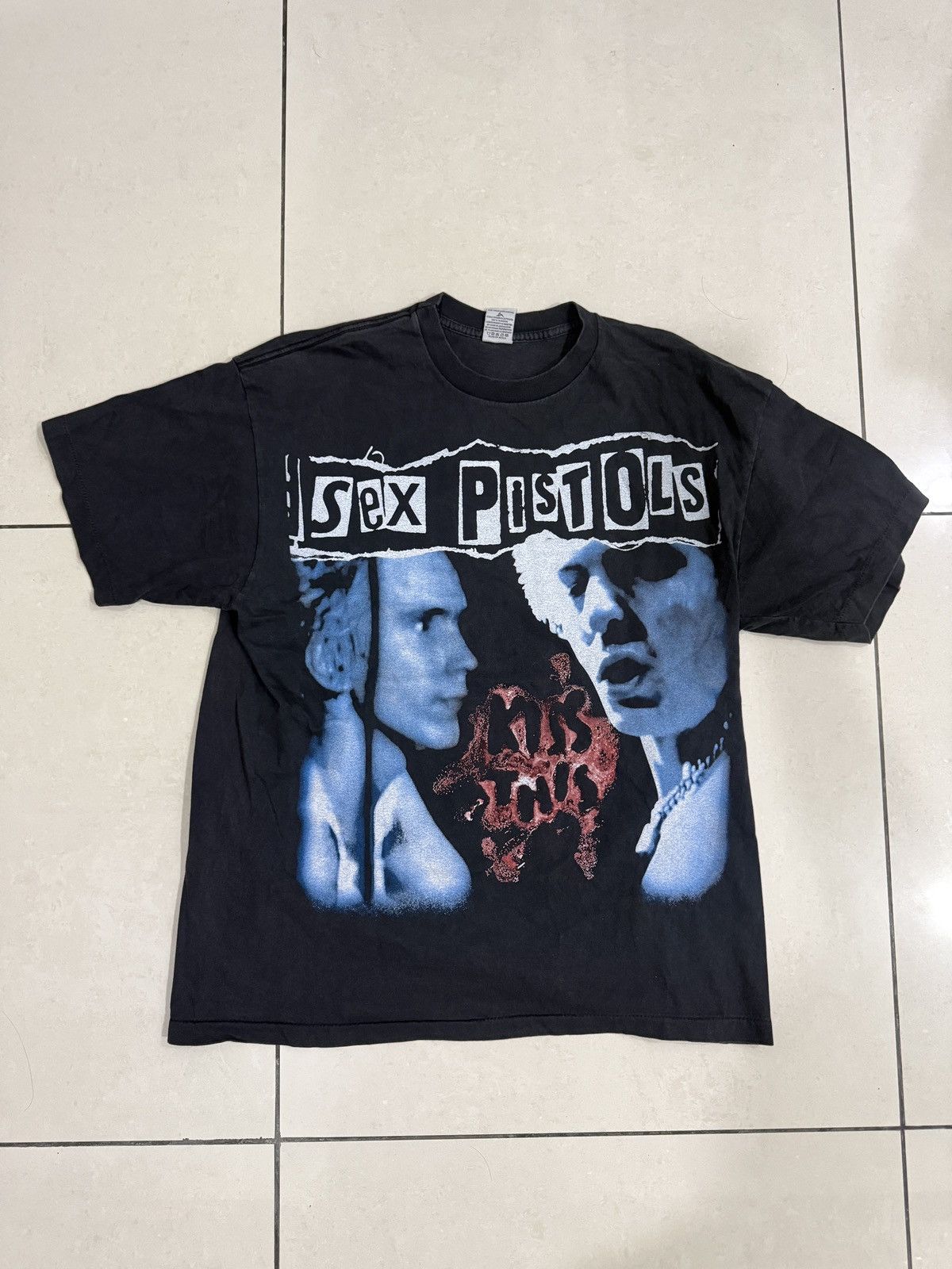Vintage Vintage Over print Sex Pistols Shirt XL Size US XL / EU 56 / 4 - 1 Thumbnail