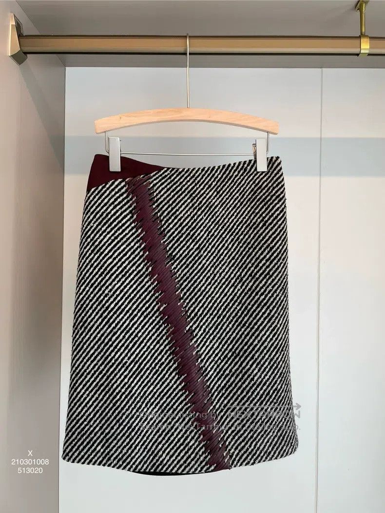 Fendi Fendi Houndstooth wool skirt Size 26" / US 2 / IT 38 - 1 Thumbnail