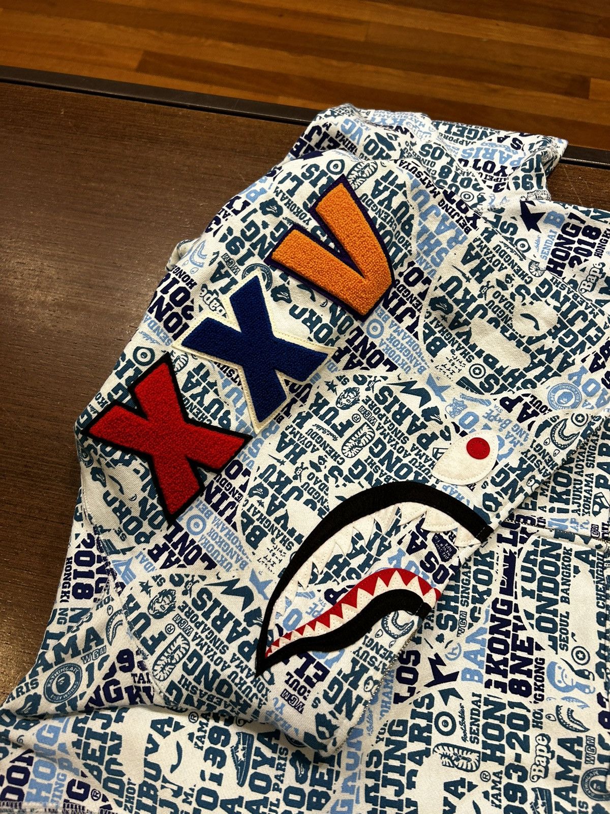Bape Bape XXV Cities Camo Shark Zip Up Hoodie Size US XXL / EU 58 / 5 - 6 Thumbnail