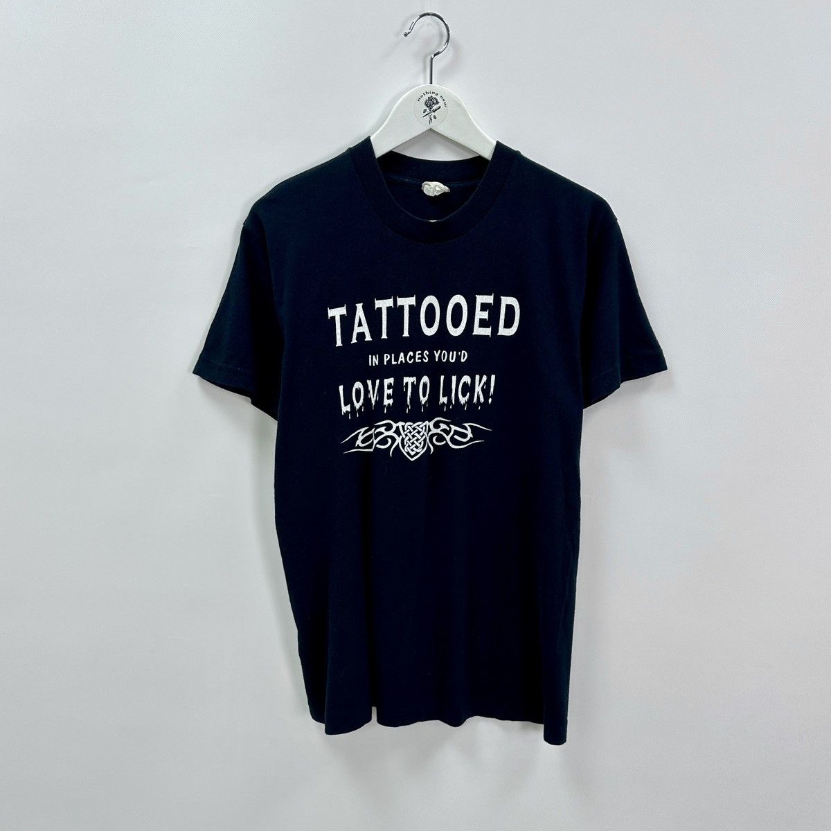 Vintage Vintage 90s Tattoed in place you love to lick tee y2k humor Size US M / EU 48-50 / 2 - 1 Thumbnail