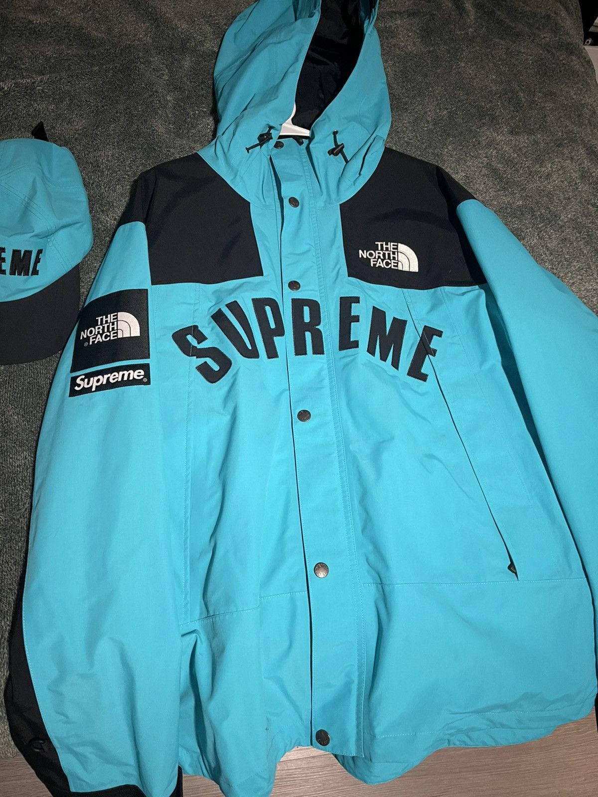Supreme × The North Face Supreme x TNF arc logo set Size US XL / EU 56 / 4 - 2 Thumbnail