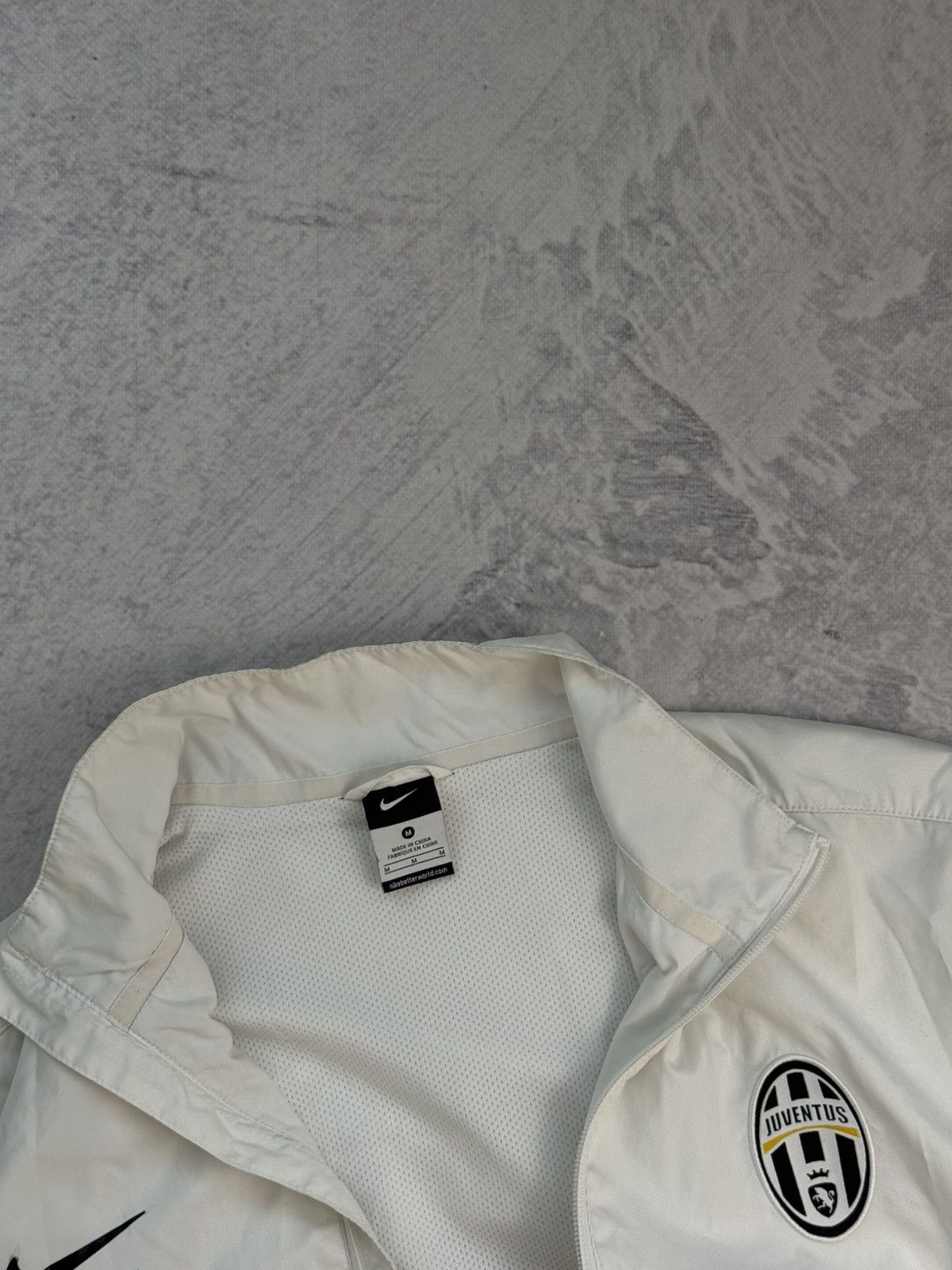 Nike × Nike ACG NIKE VINTAGE BASIC LOGO OVERSIZE JUVENTUS LIGHT JACKET Size US M / EU 48-50 / 2 - 5 Thumbnail