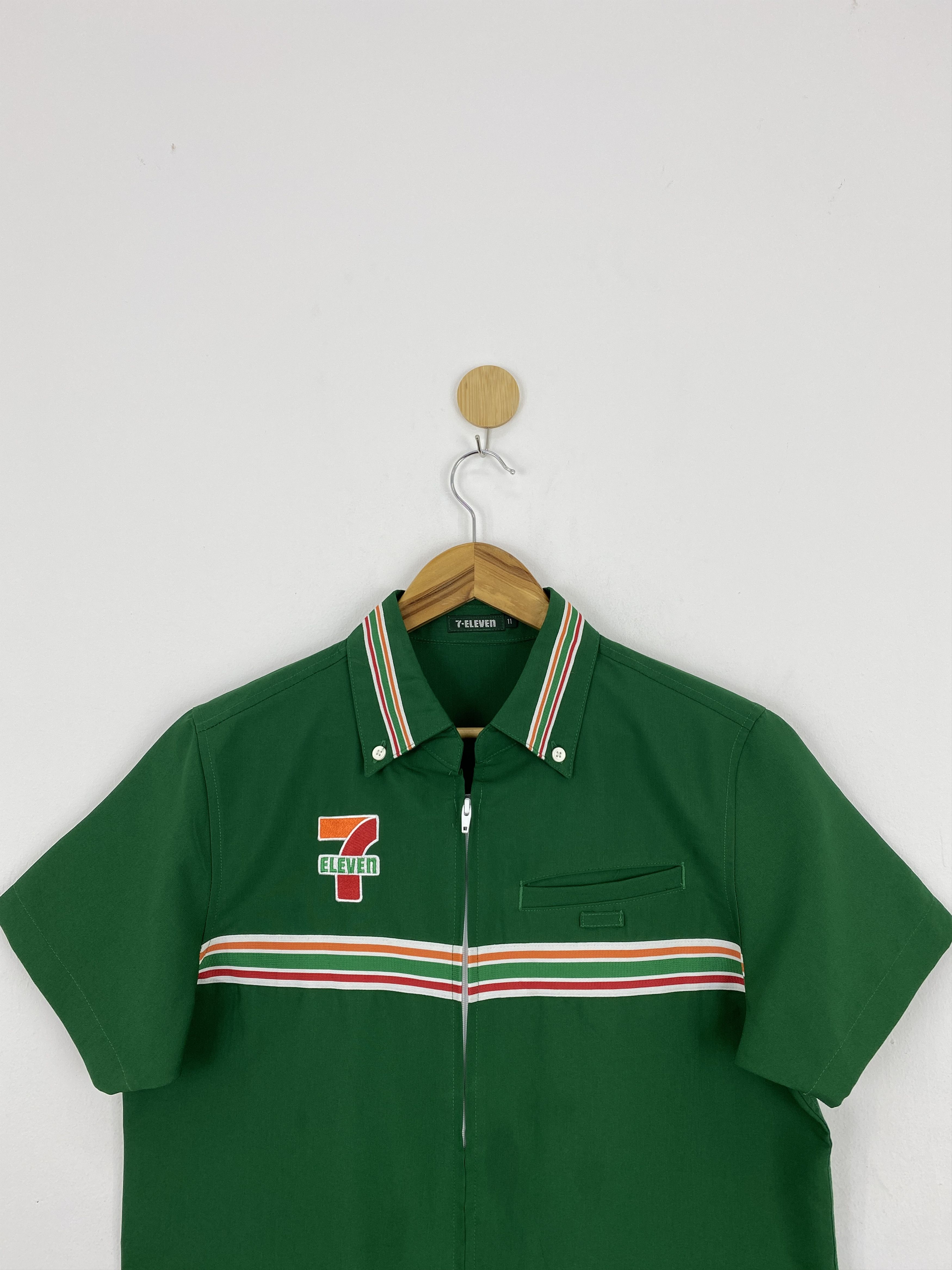 Japanese Brand × Vintage Vintage 7Eleven Short Sleeve Zipper Workwear Jacket J1756 Size US L / EU 52-54 / 3 - 2 Thumbnail
