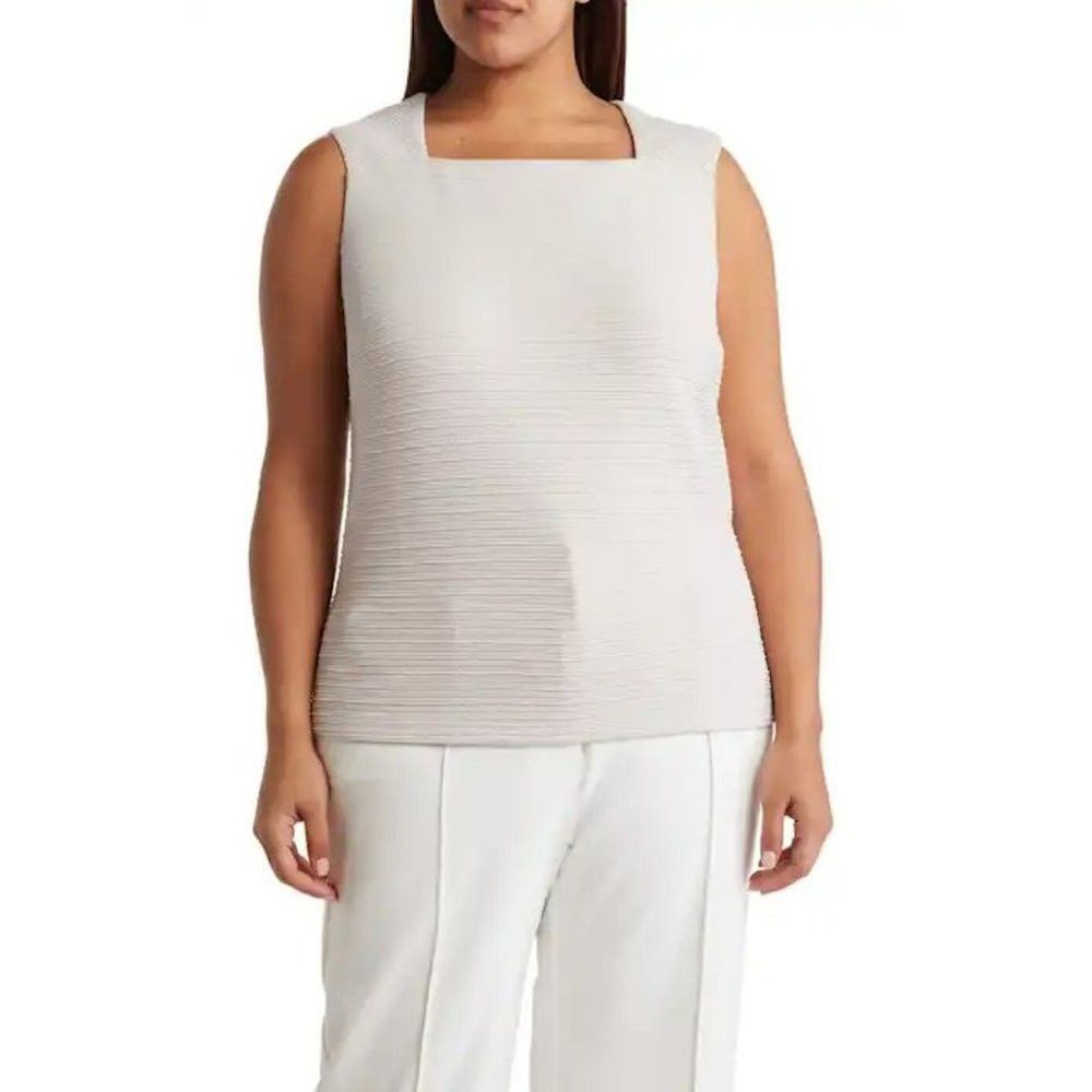 Elie Tahari NWT New T Tahari Textured Shell Sleeveless Top Size 1X Size XL / US 12-14 / IT 48-50 - 1 Thumbnail