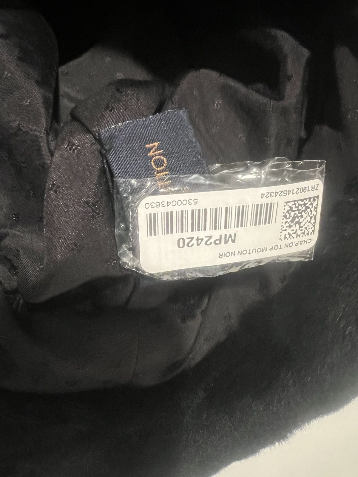 Louis Vuitton Louis Vuitton Virgil Abloh shearing hat Size ONE SIZE - 6 Thumbnail