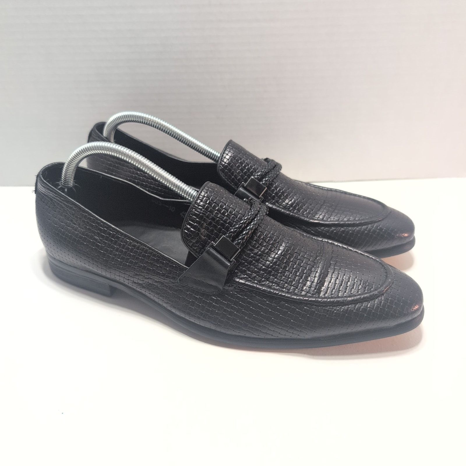 Zara Made In Italy Woven Leather Loafers Black Men display picture 3