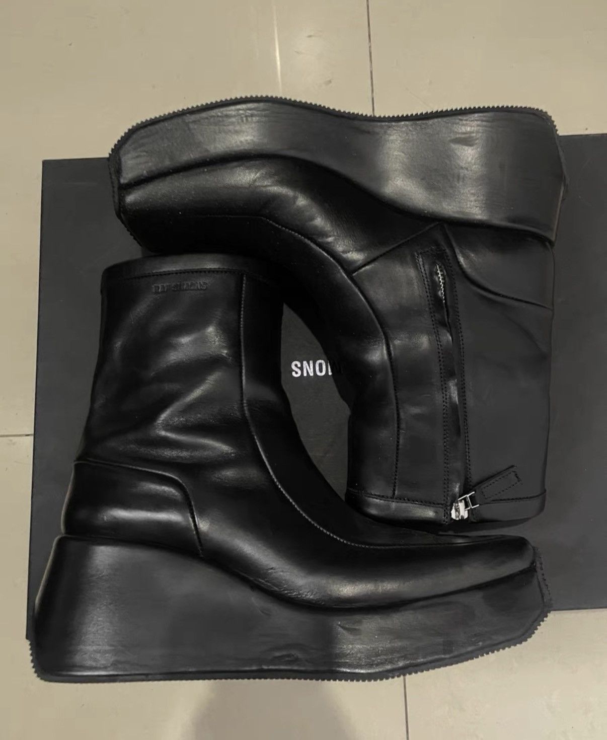 Raf Simons Raf Simons 22FW Square Toe Wedge Leather Ankle Boots Size US 9.5 / EU 42-43 - 3 Thumbnail