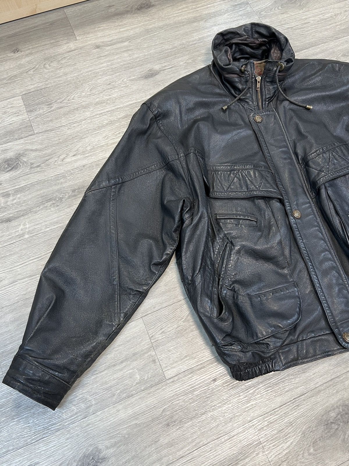 Leather True Vintage 80s Distressed Black Leather Bomber Jacket Size US XXL / EU 58 / 5 - 2 Thumbnail
