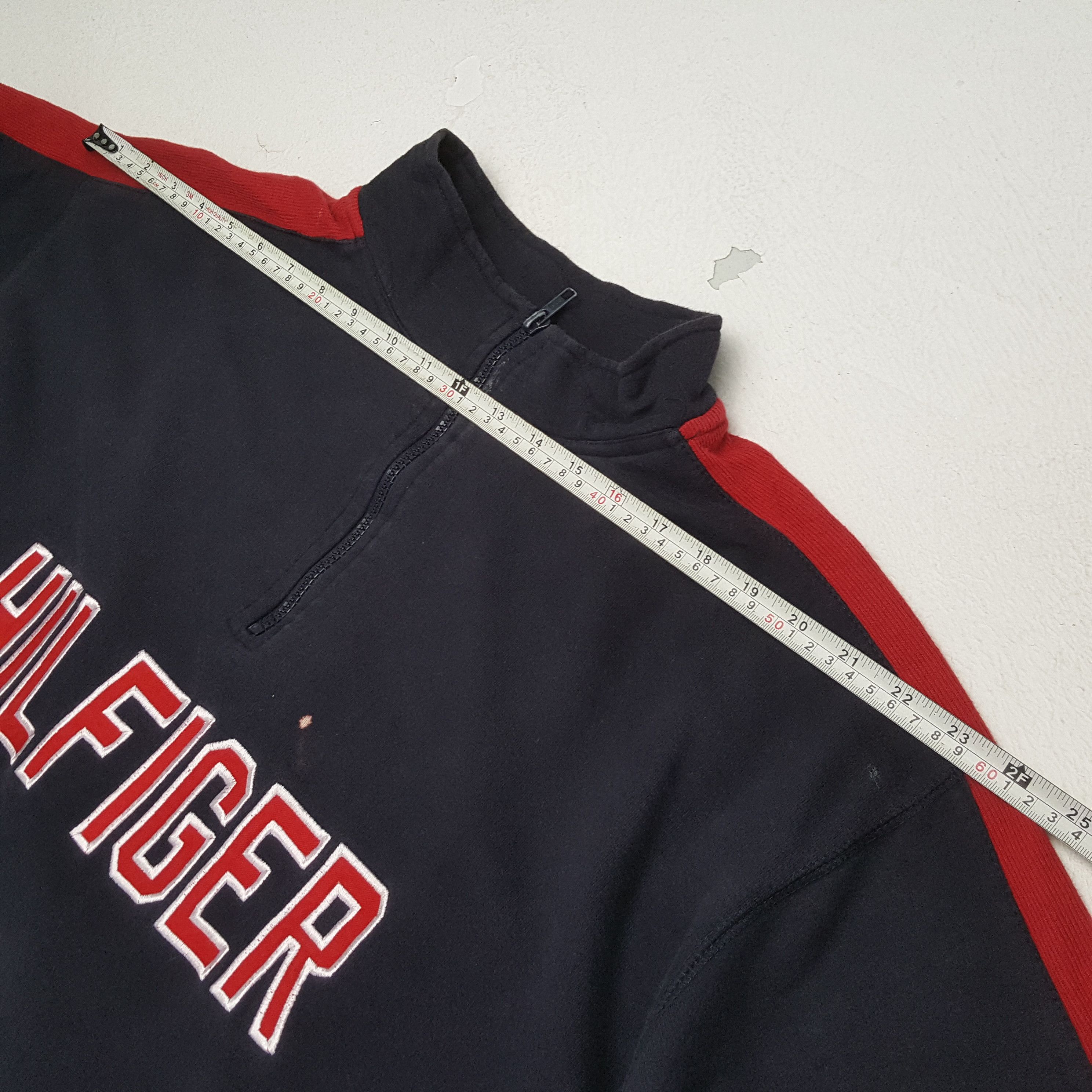 Tommy Hilfiger × Tommy Jeans × Vintage Vintage TOMMY HILFIGER Streetwear Skateboard Sweatshirt Size US XL / EU 56 / 4 - 4 Thumbnail