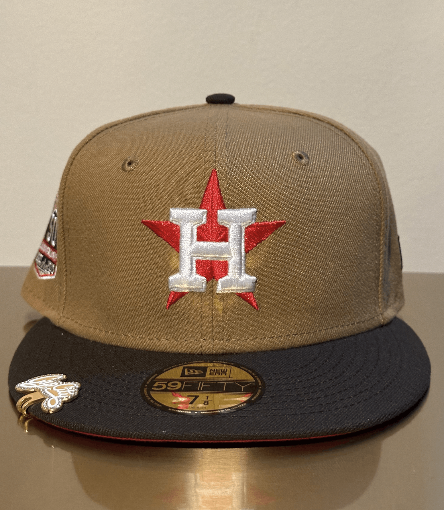 New Era Houston Astros RARE Cap City New Era Fitted 7 1/8 Size ONE SIZE - 1 Thumbnail