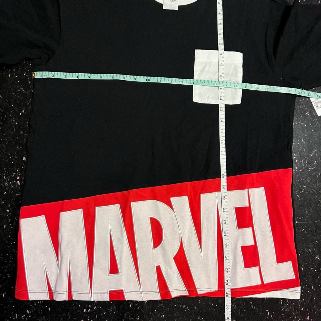 Disney Disney Parks Marvel Adult Pocket Tee - Unisex (Large) Size US L / EU 52-54 / 3 - 14 Thumbnail
