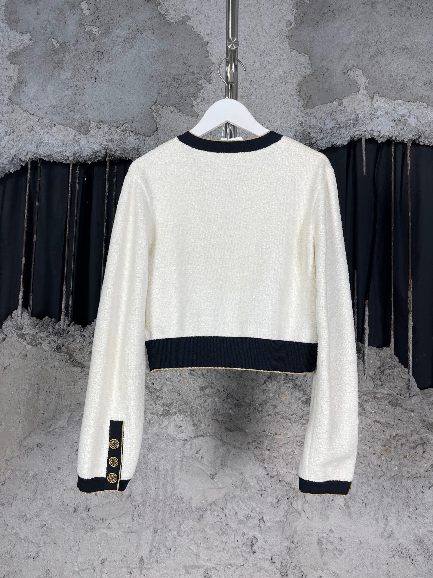 Chanel Chanel Women's Cardigan 34 99New Size XS / US 0-2 / IT 36-38 - 2 Thumbnail
