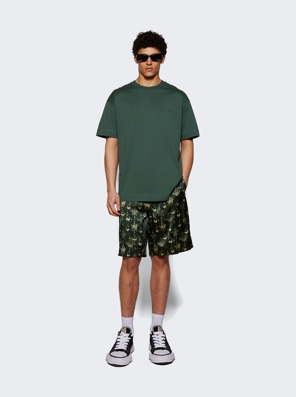 Givenchy o1mle0326 Standard Short Sleeve Tee Shirt in Green Size US XS / EU 42 / 0 - 5 Thumbnail