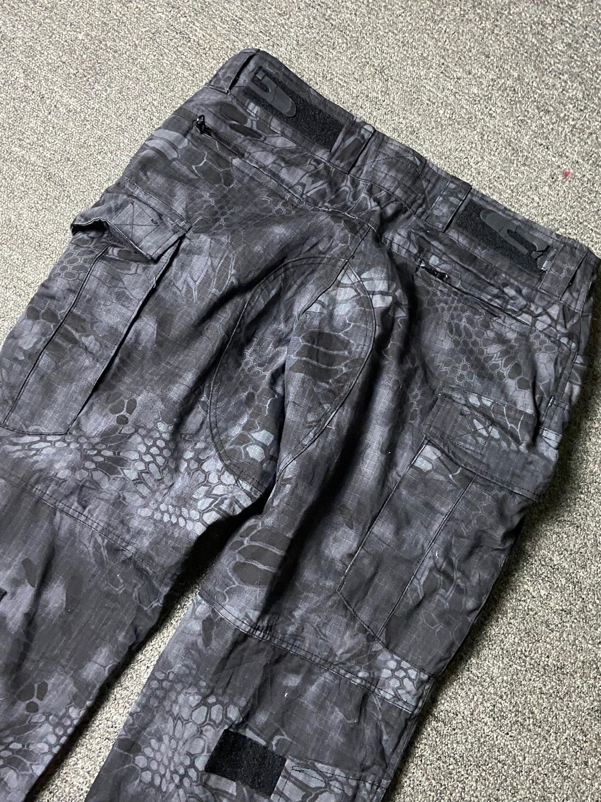 Japanese Brand Emerson Gear Animal Printed Tactical Cargo Pants (160) Size US 35 - 4 Thumbnail