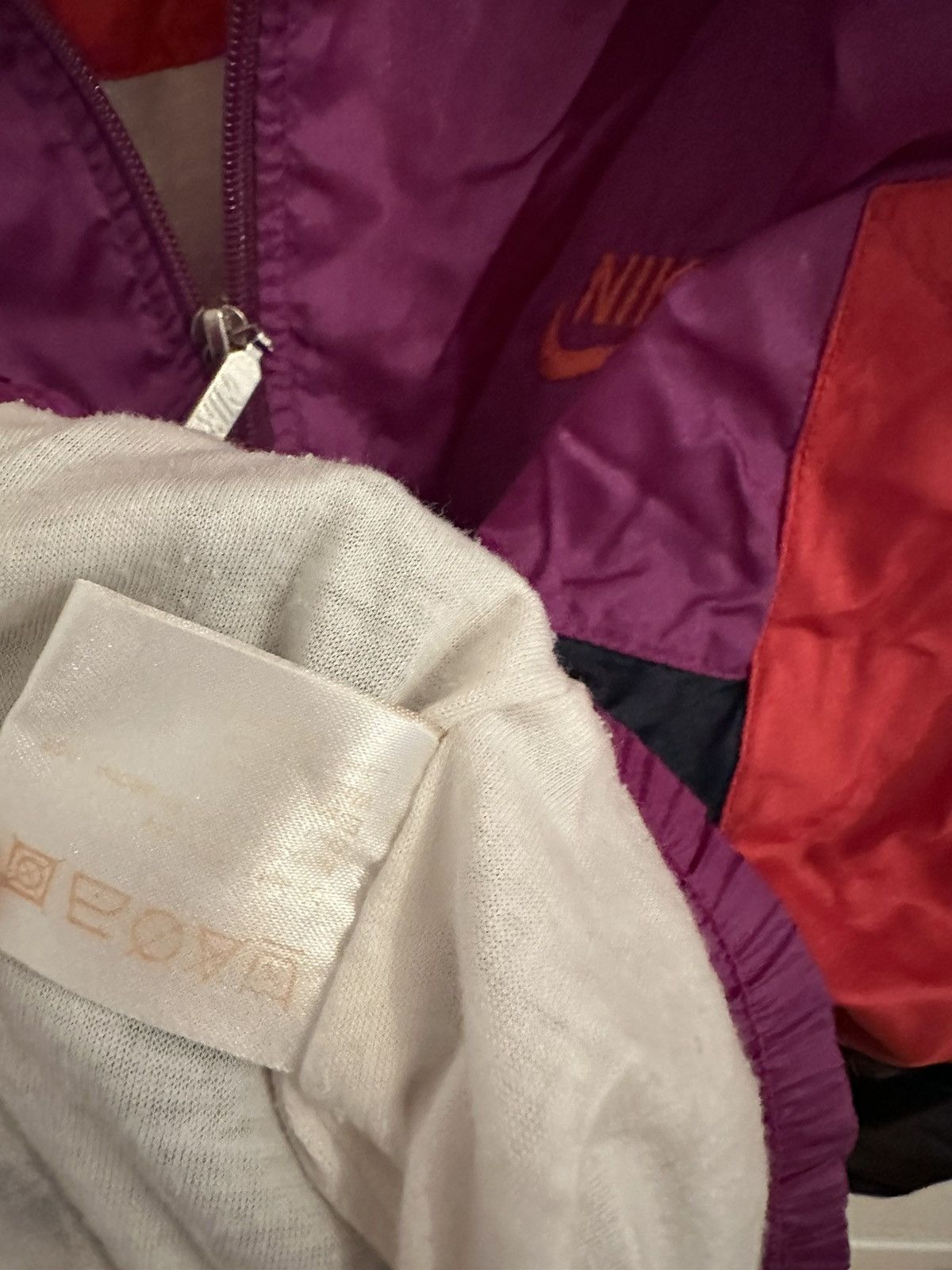 Nike Nike Jacket Windbreaker Size S Vintage Jacke Retro Size US S / EU 44-46 / 1 - 11 Thumbnail