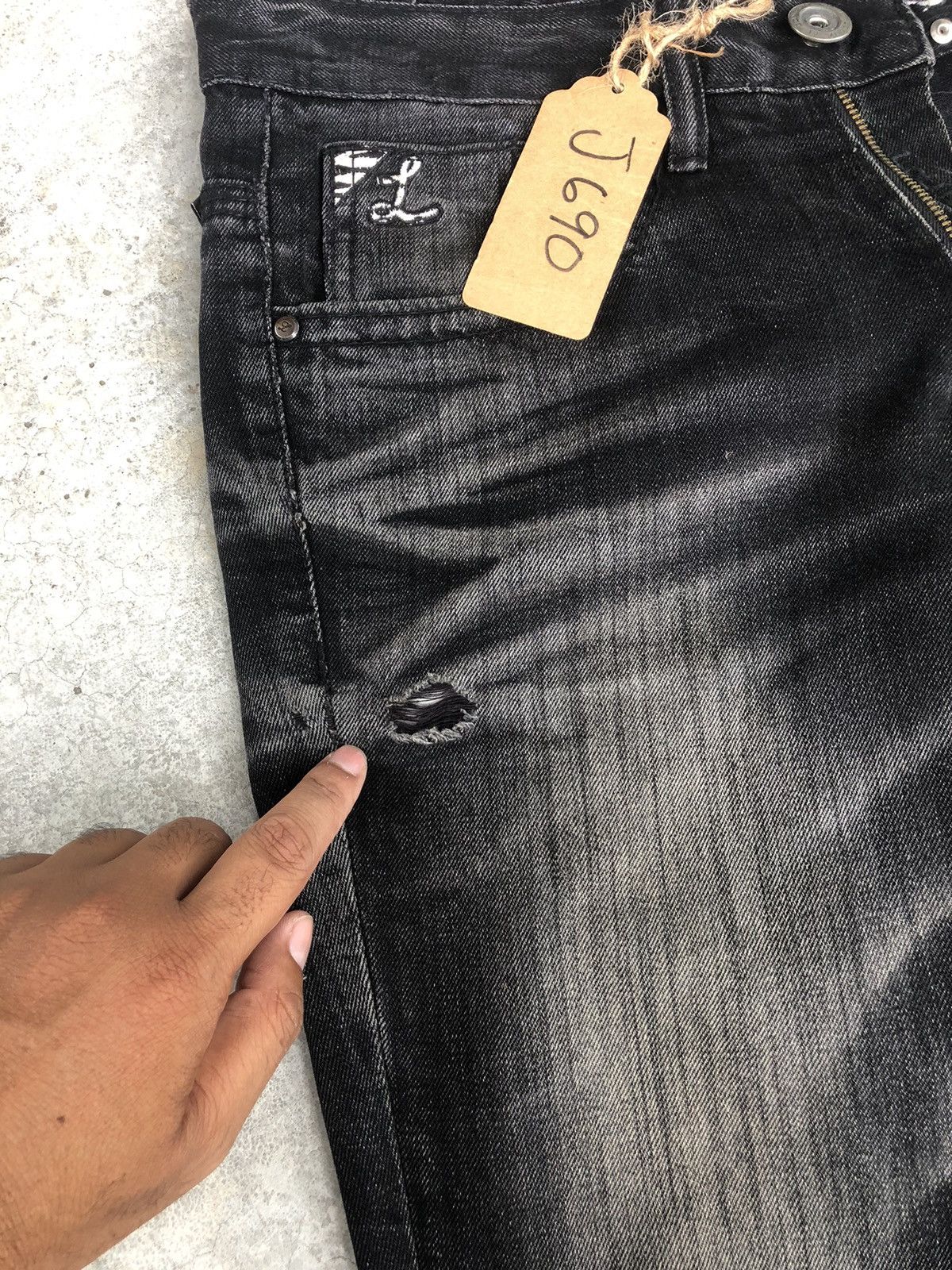 Japanese Brand Yoshitomo Nara Lolita Embroidered Jeans Punk Size US 31 - 9 Thumbnail