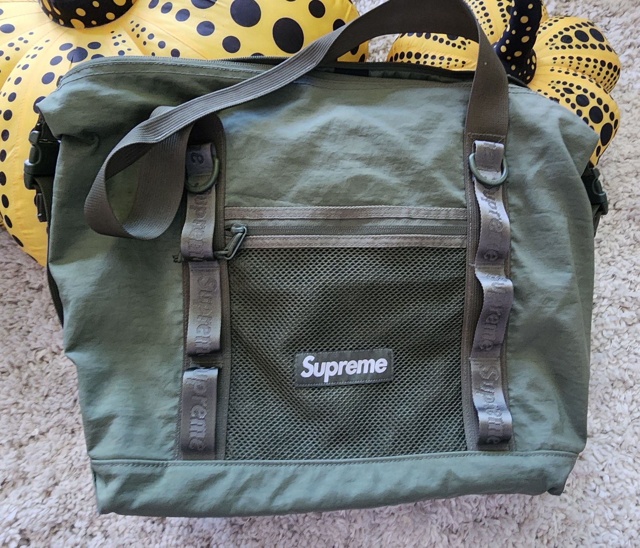 image of Supreme Zip Tote 'olive', Men's