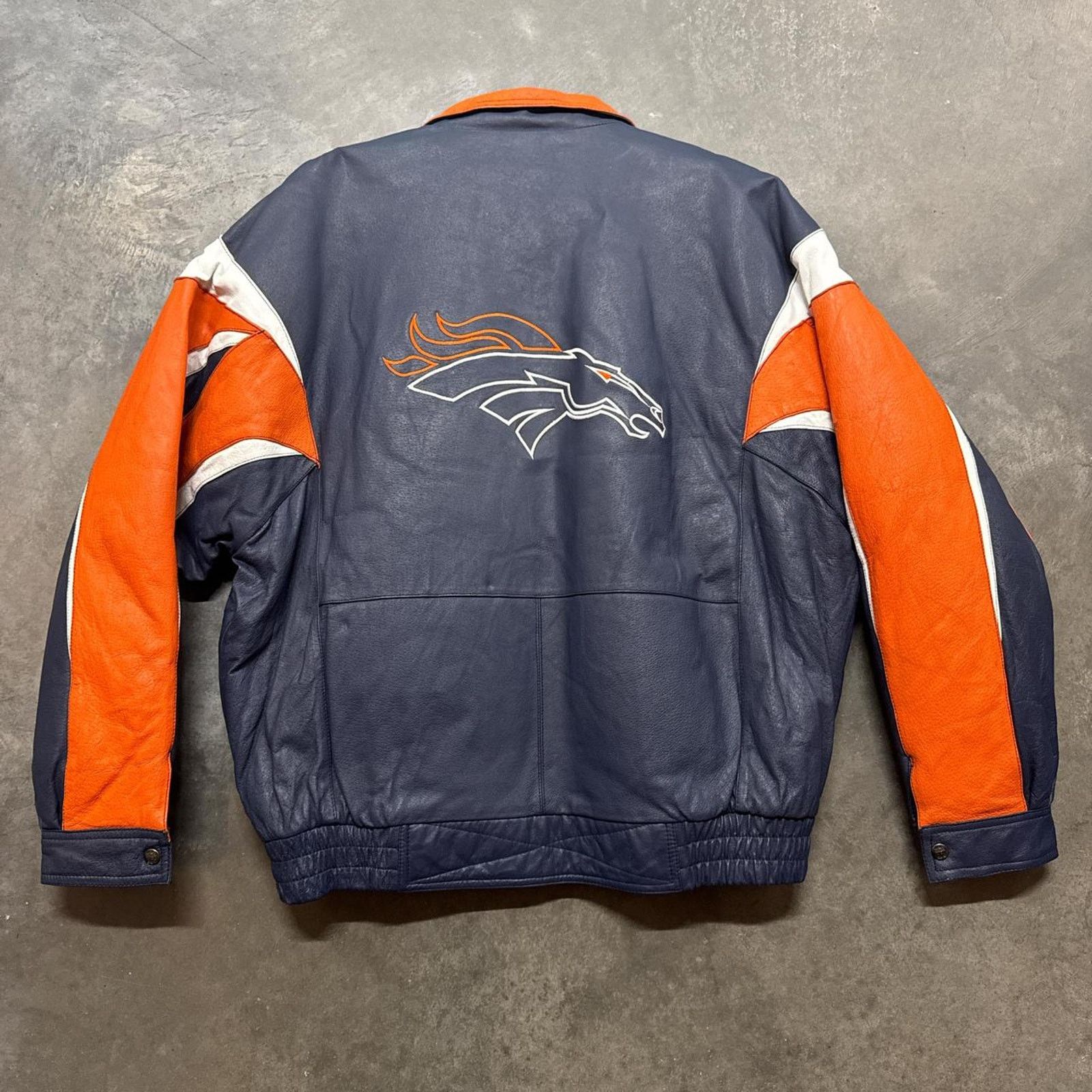 Vintage Vintage 90s Pro Player Denver Broncos NFL Leather Jacket Size US XXL / EU 58 / 5 - 4 Thumbnail