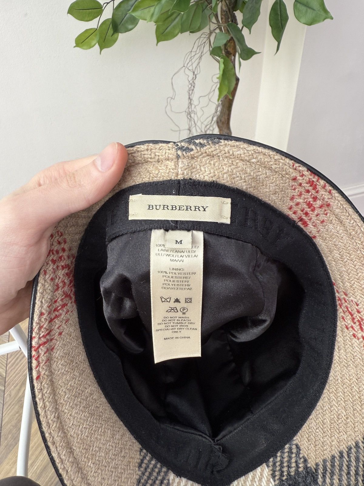 Burberry Vintage Burberry Bucket Hat Wool Leather Trim Nova Check Size ONE SIZE - 8 Thumbnail
