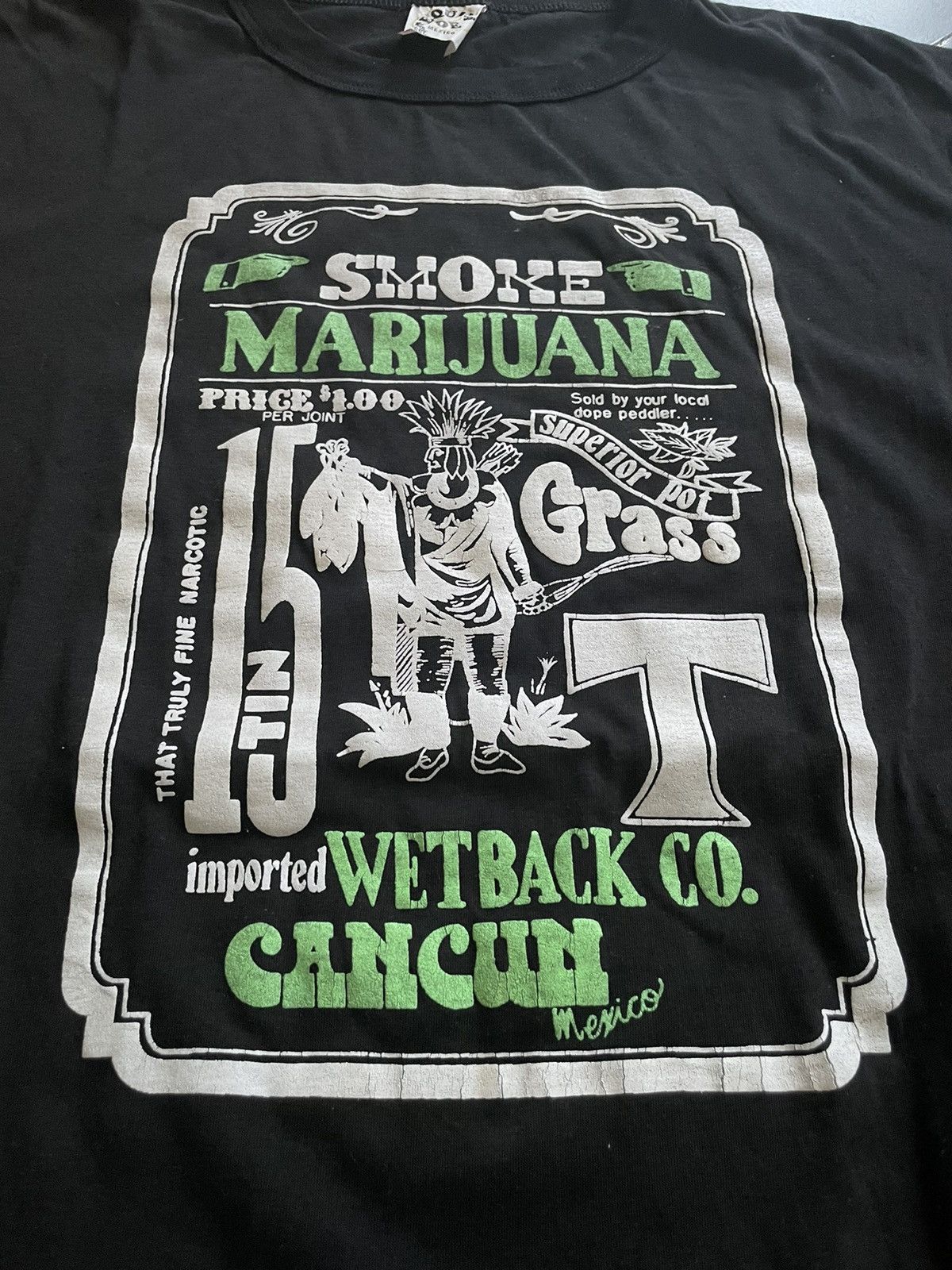 Vintage Marijuana t shirt single stitch Cancun Mexico Size US L / EU 52-54 / 3 - 2 Thumbnail
