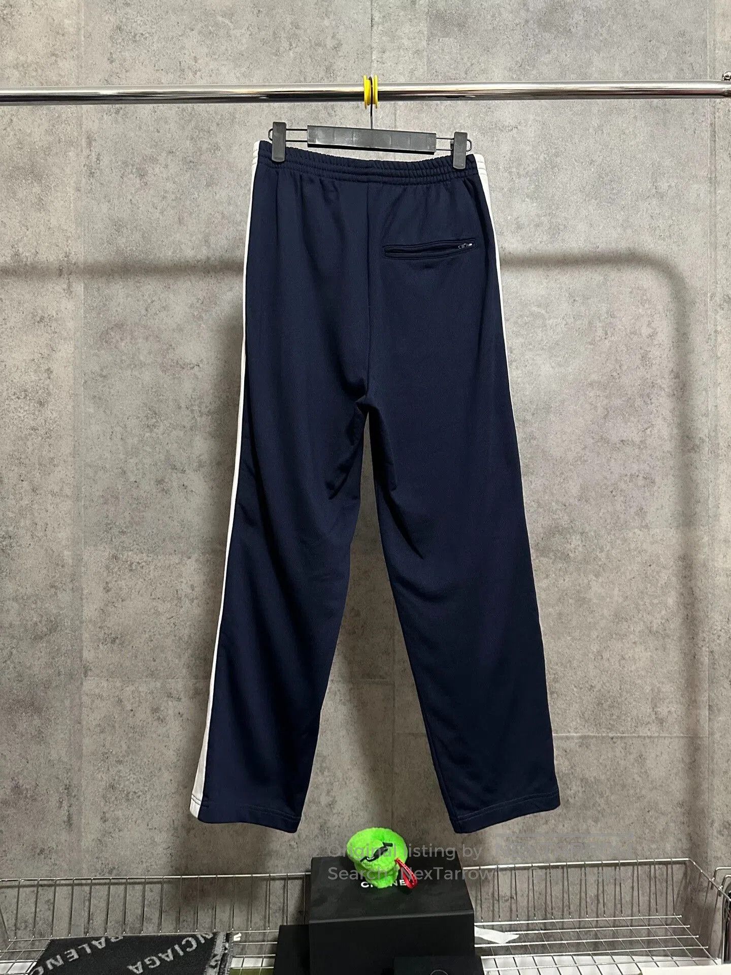 Balenciaga balenciaga logo embroidered casual pants navy. Size US 44 / EU 60 - 4 Thumbnail