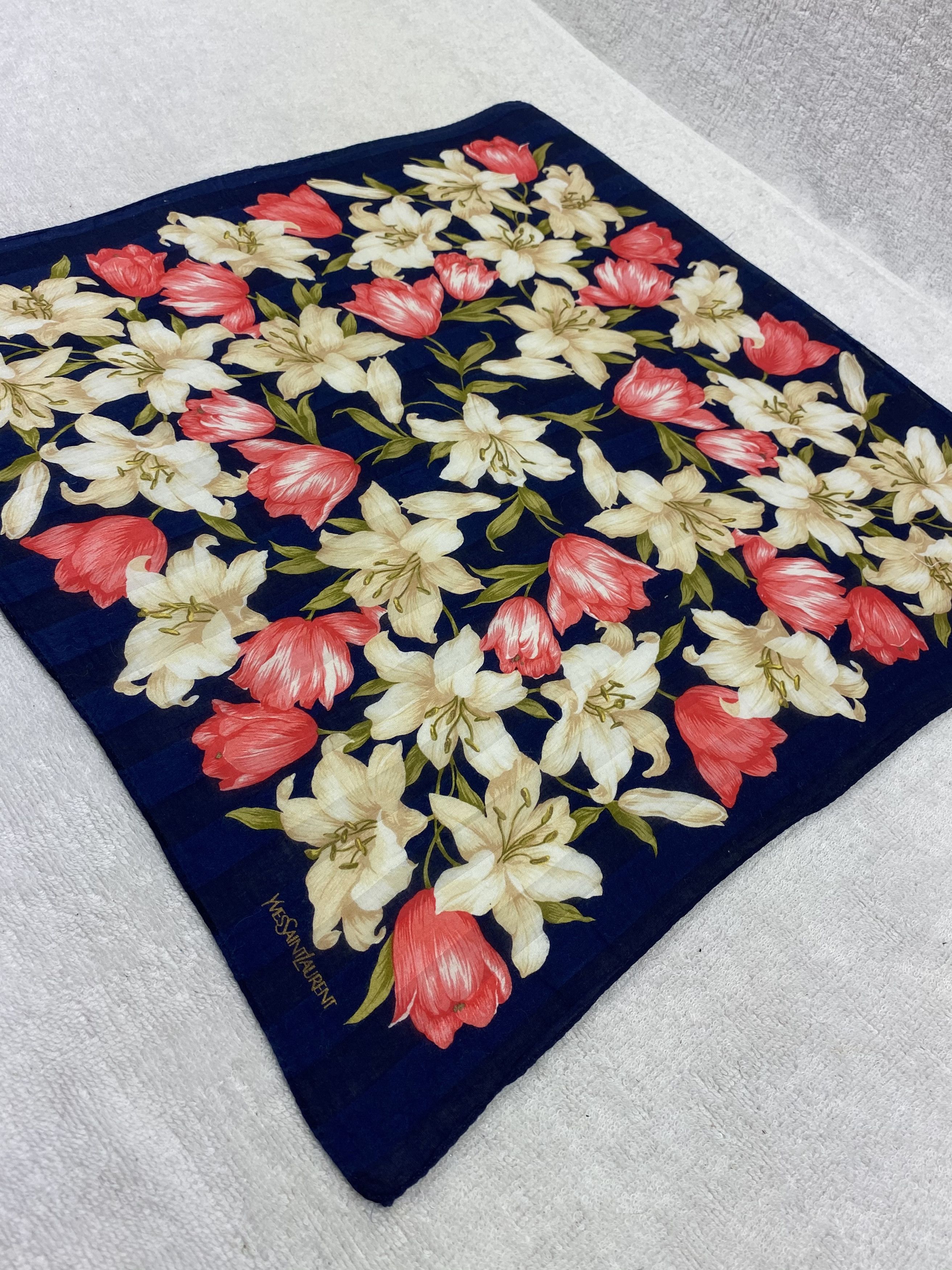 Yves Saint Laurent Yves Saint Laurent Handkerchief / Bandana / Neckerchief Size ONE SIZE - 4 Thumbnail